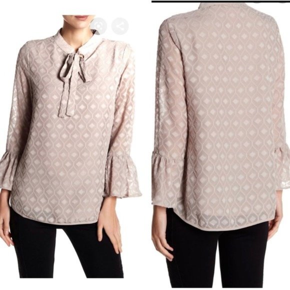 Catherine Malandrino Tops - Catherine Malandrino neck tie top